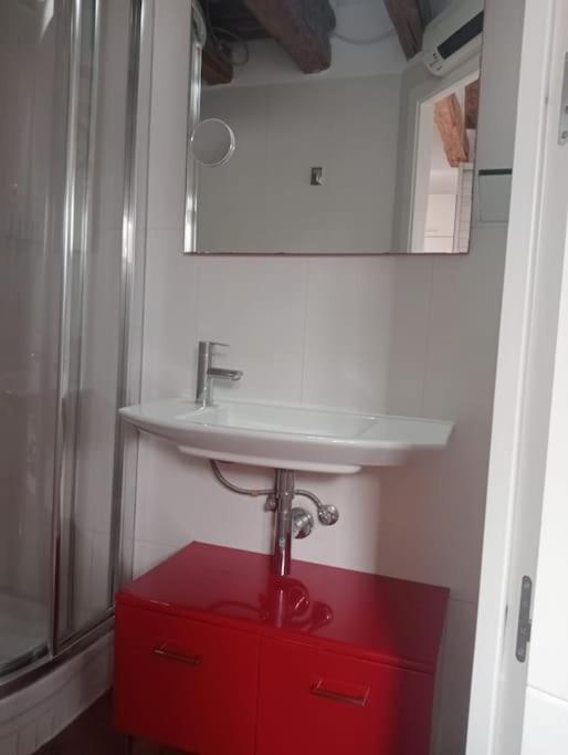 Emblematic Flat In Madrid Central - Arenal Exteriör bild