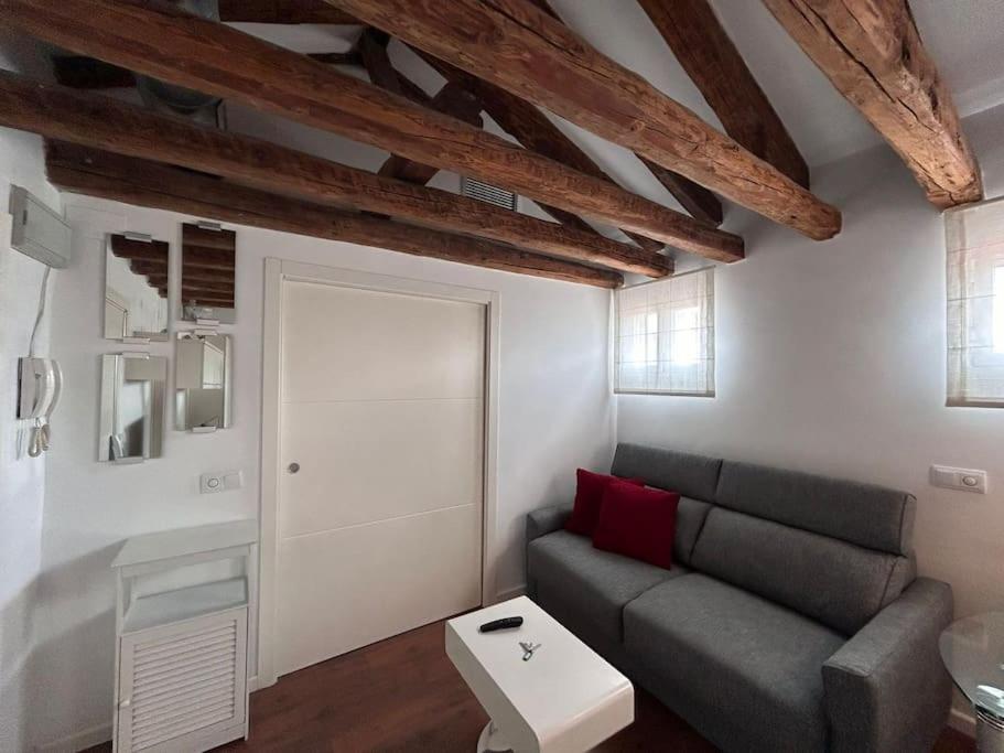 Emblematic Flat In Madrid Central - Arenal Exteriör bild
