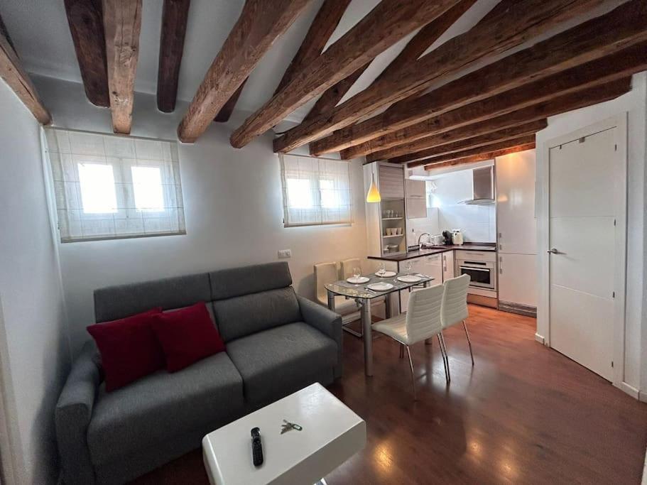 Emblematic Flat In Madrid Central - Arenal Exteriör bild